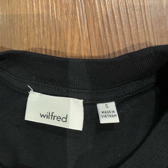 Aritzia Wilfred Long Sleeve Black Top - Picture 2 of 3